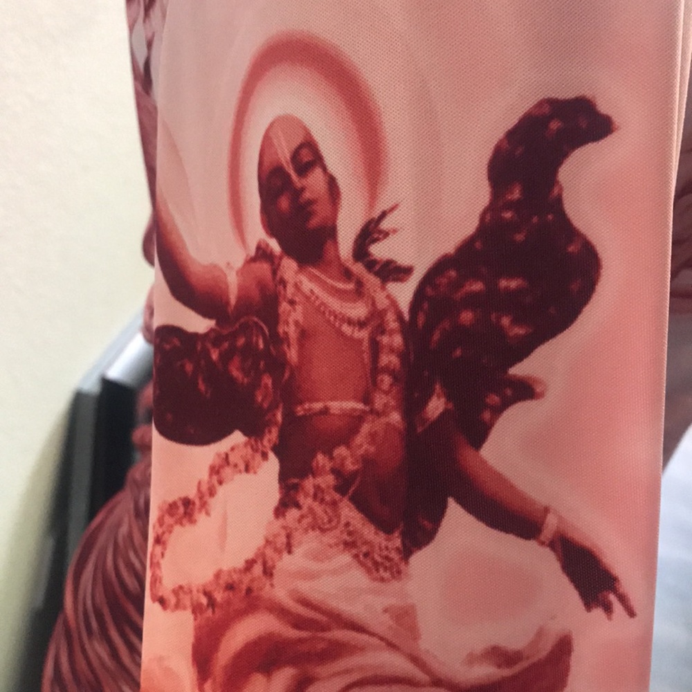 Rare JPG Graphic Shirt. S- M - Picture 7 of 16